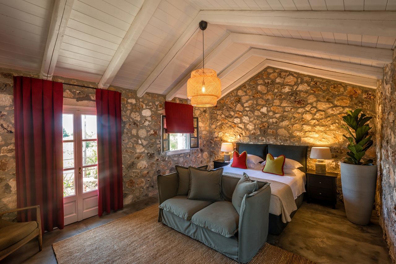 North Point Rooms Antipata  Extérieur photo